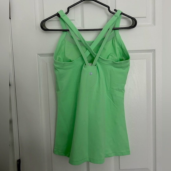 Lululemon green tank top size 10 - Picture 2 of 3